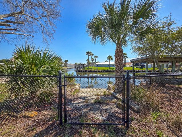 304 PALM CIRCLE, Flagler Beach, FL 32136