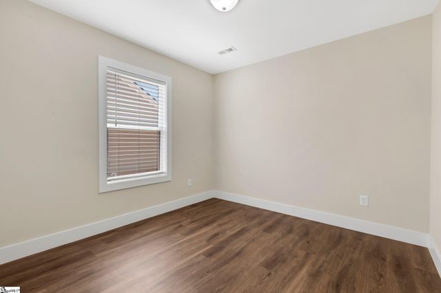 184 Sandifer Road, Spartanburg, SC 29303