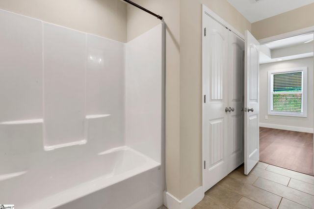 184 Sandifer Road, Spartanburg, SC 29303