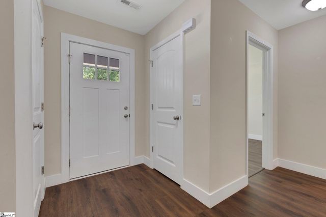 184 Sandifer Road, Spartanburg, SC 29303