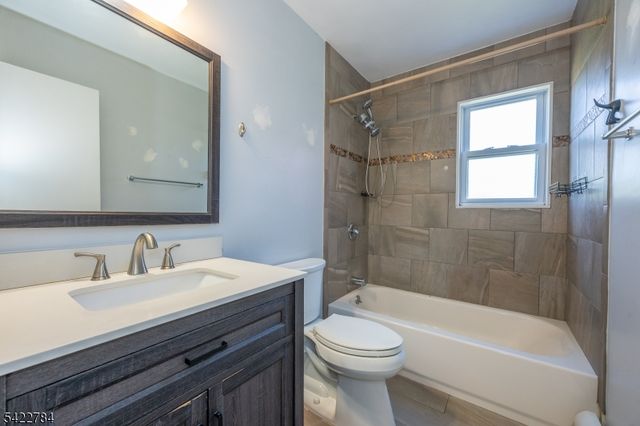 25 Hinchman Ave 1A, Wayne Twp., NJ 07470