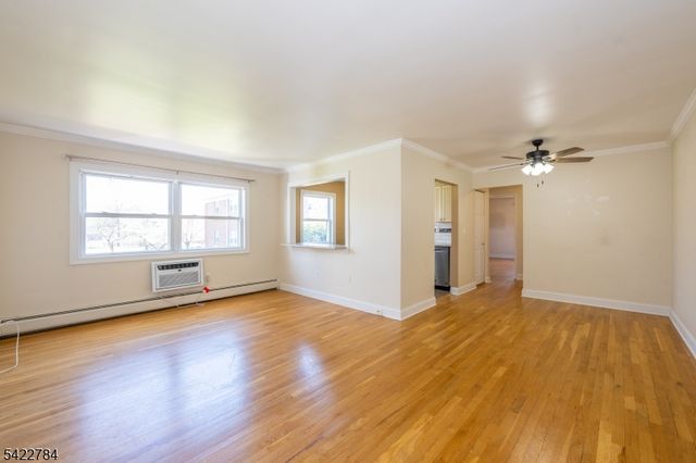 25 Hinchman Ave 1A, Wayne Twp., NJ 07470