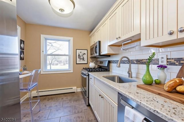 25 Hinchman Ave 1A, Wayne Twp., NJ 07470