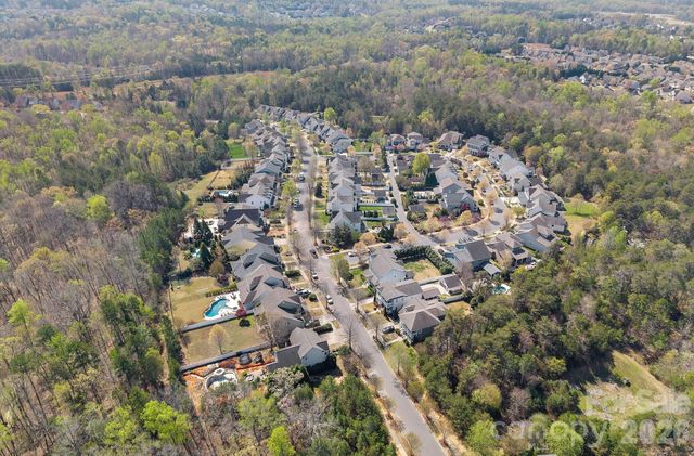 5595 Morris Hunt Drive, Fort Mill, SC 29708