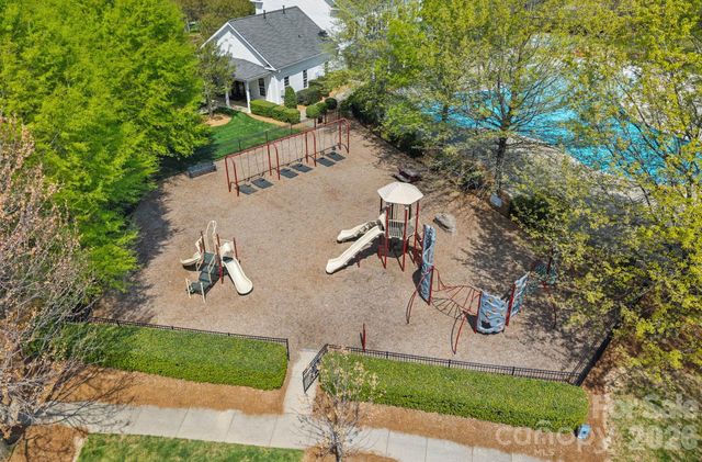 5595 Morris Hunt Drive, Fort Mill, SC 29708