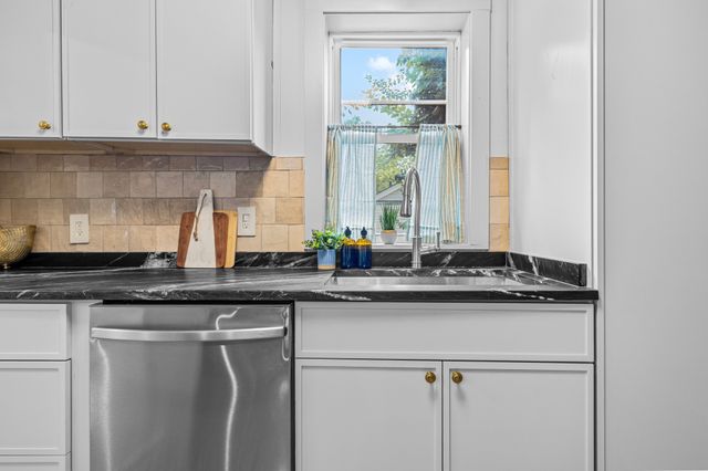901B Douglas Ave, Nashville, TN 37206