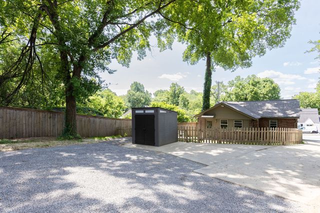 901B Douglas Ave, Nashville, TN 37206