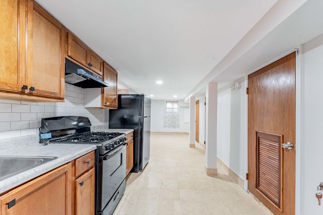 3005 S Pulaski Road, Chicago, IL 60623