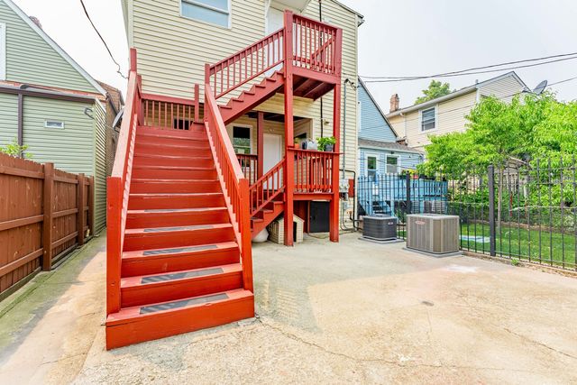 3005 S Pulaski Road, Chicago, IL 60623