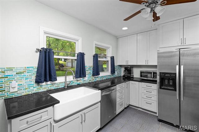 608 N Laclede Station Road, Webster Groves, MO 63119
