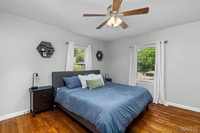 608 N Laclede Station Road, Webster Groves, MO 63119