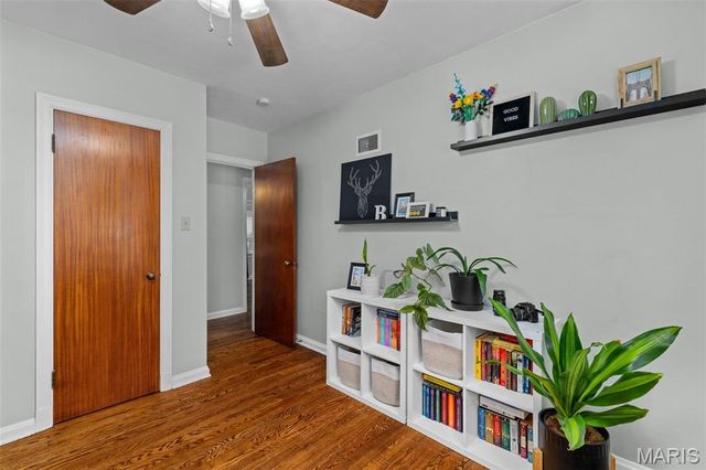 608 N Laclede Station Road, Webster Groves, MO 63119