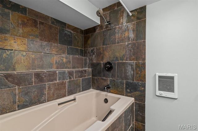 608 N Laclede Station Road, Webster Groves, MO 63119