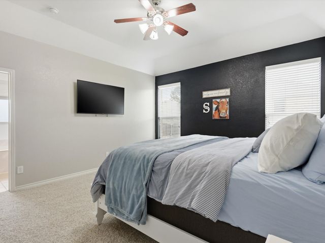 708 Date Court, Burleson, TX 76028