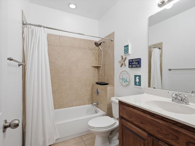 708 Date Court, Burleson, TX 76028