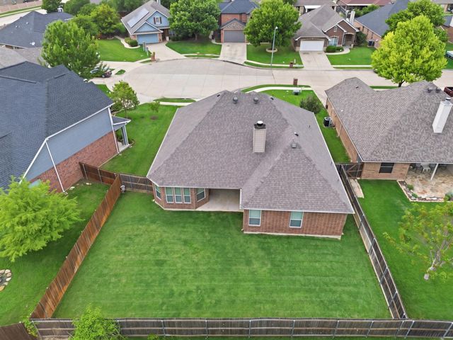 708 Date Court, Burleson, TX 76028