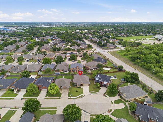 708 Date Court, Burleson, TX 76028