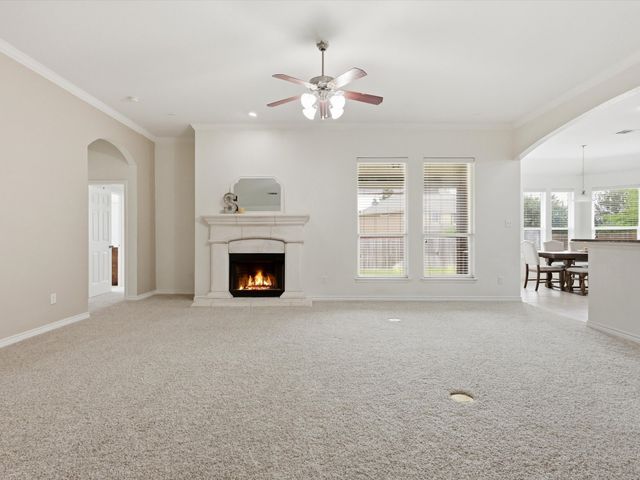 708 Date Court, Burleson, TX 76028