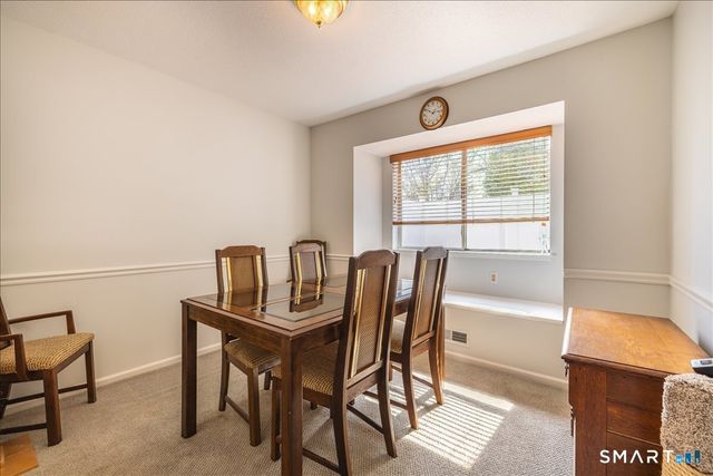 71 Country Place 71, Shelton, CT 06484