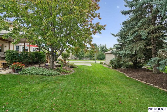 4541 Eagle Ridge Road, Lincoln, NE 68516