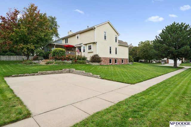 4541 Eagle Ridge Road, Lincoln, NE 68516