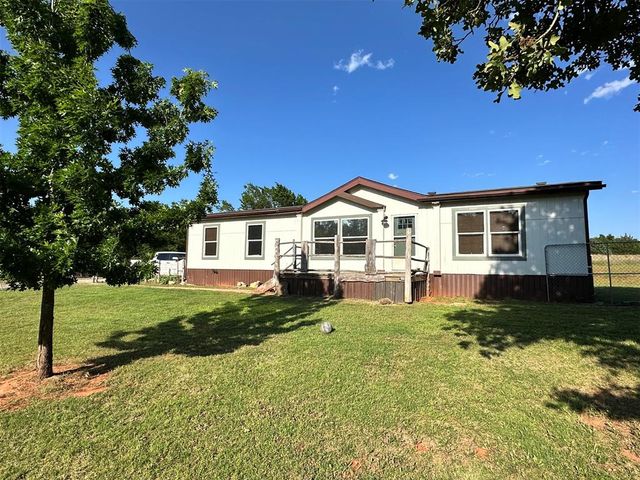 330 S Rockwell Avenue, Blanchard, OK 73010