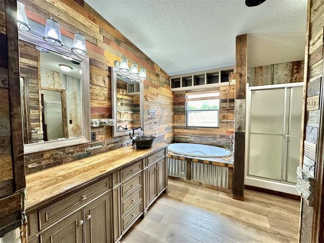 330 S Rockwell Avenue, Blanchard, OK 73010