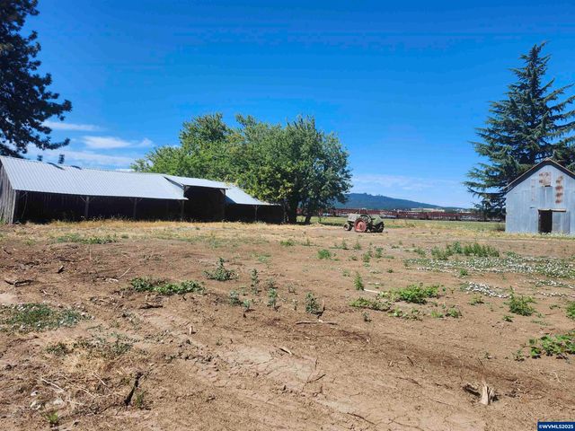 4880 NE Highway 20, Corvallis, OR 97330