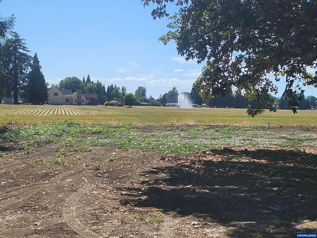 4880 NE Highway 20, Corvallis, OR 97330