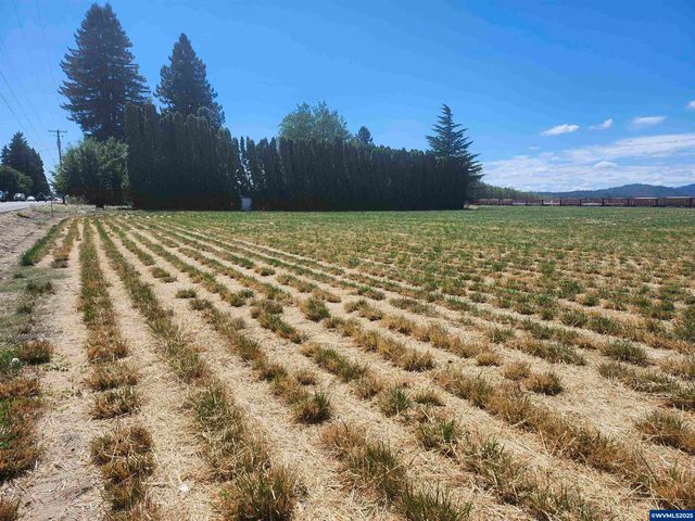 4880 NE Highway 20, Corvallis, OR 97330