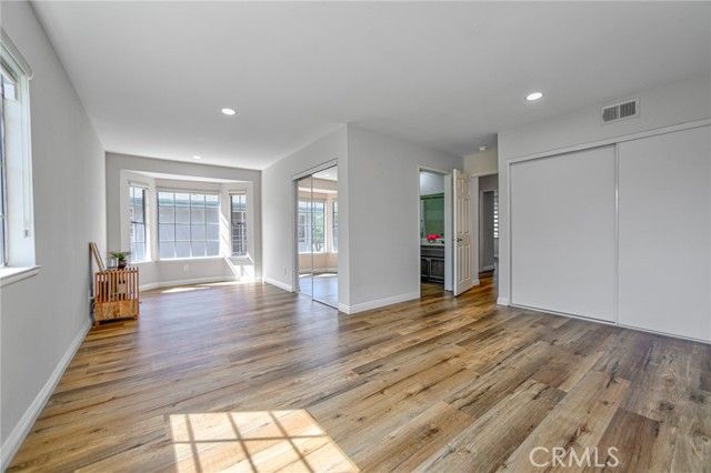 20851 Community Street 10, Winnetka (los Angeles), CA 91306