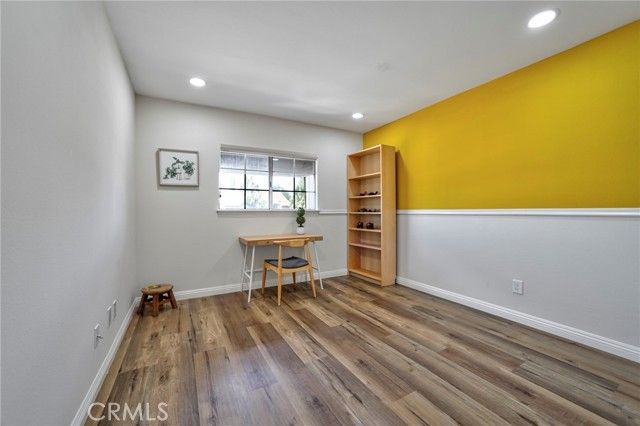 20851 Community Street 10, Winnetka (los Angeles), CA 91306