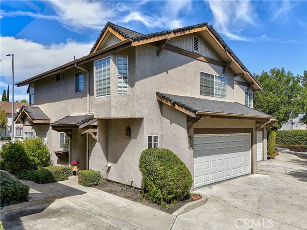 20851 Community Street 10, Winnetka (los Angeles), CA 91306