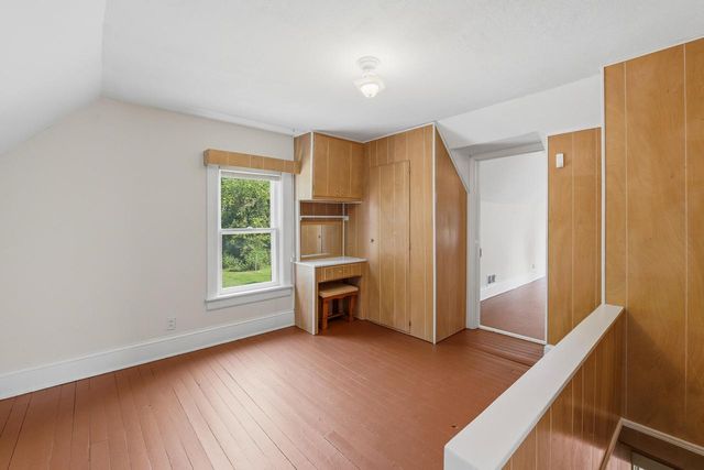 W379N8324 Mill STREET, Oconomowoc, WI 53066