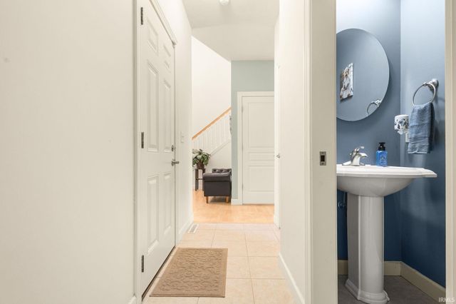 51251 Windy Willow Court, South Bend, IN 46628
