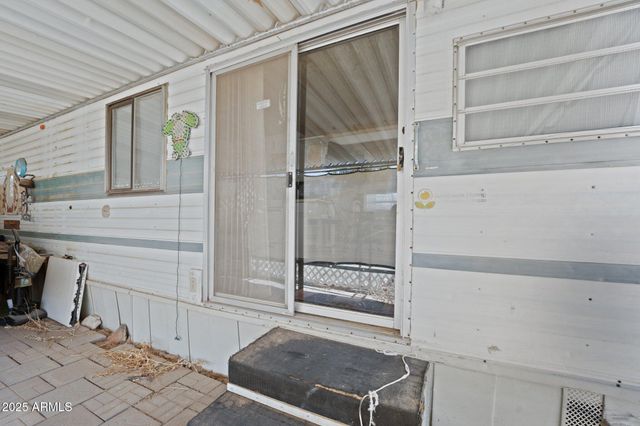 39984 MONTANA Drive, Salome, AZ 85348