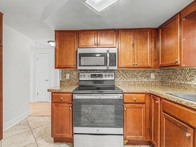 9430 GRAY FOX LANE, Port Richey, FL 34668