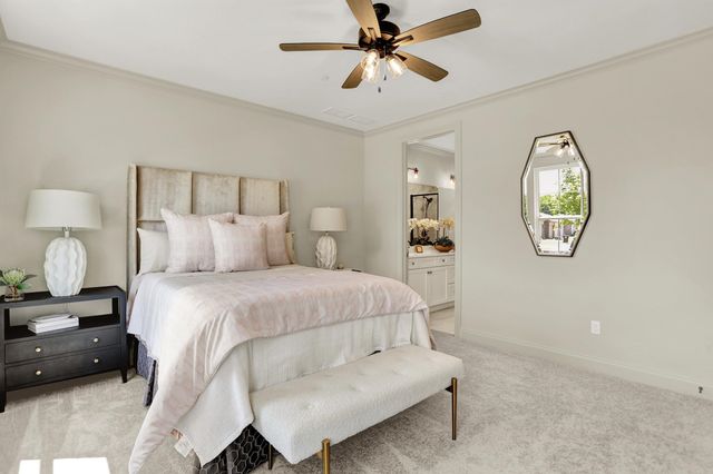 926 ALDWICK DR, Collierville, TN 38017