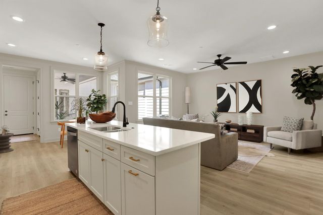 926 ALDWICK DR, Collierville, TN 38017
