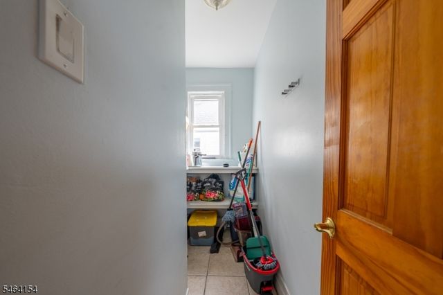 590 Hawthorne Ave, Irvington Twp., NJ 07112