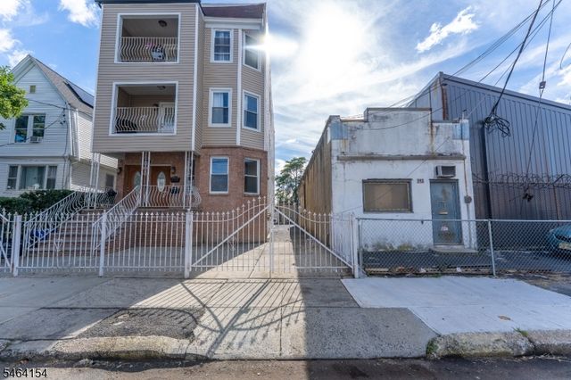 590 Hawthorne Ave, Irvington Twp., NJ 07112