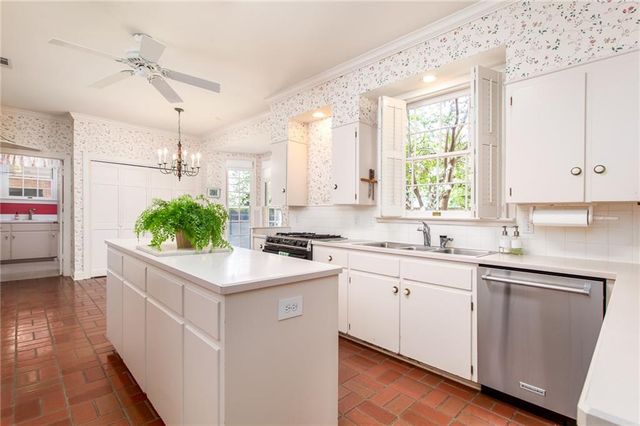 4402 WELLINGTON Boulevard, Alexandria, LA 71303