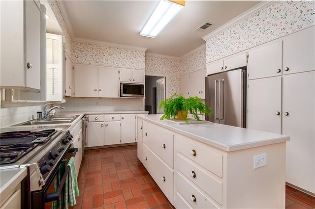 4402 WELLINGTON Boulevard, Alexandria, LA 71303