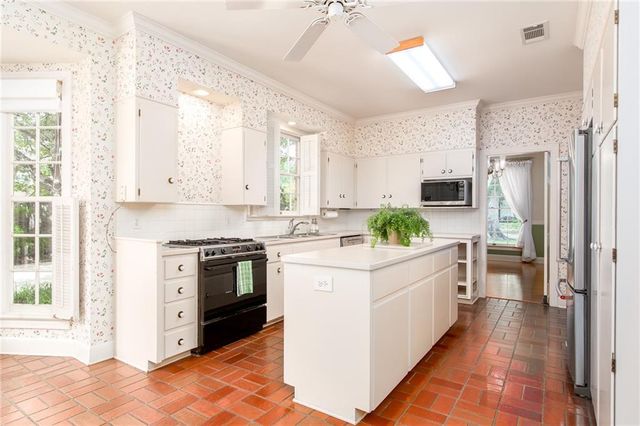 4402 WELLINGTON Boulevard, Alexandria, LA 71303
