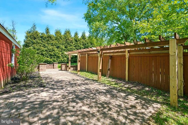 624 CRESSON LN, Morton, PA 19070