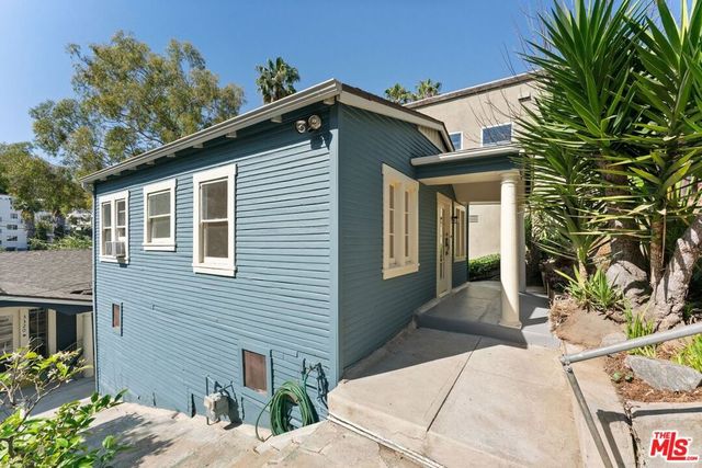 3320 Hamilton Way, Los Angeles, CA 90026