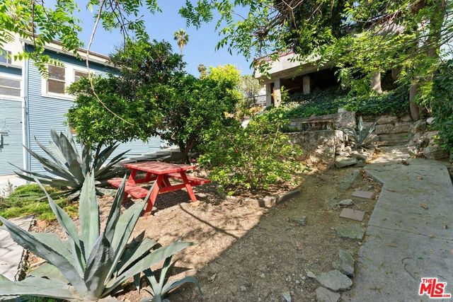 3320 Hamilton Way, Los Angeles, CA 90026