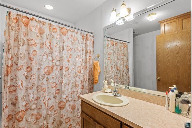 1408 E County Rd 120, Midland, TX 79706