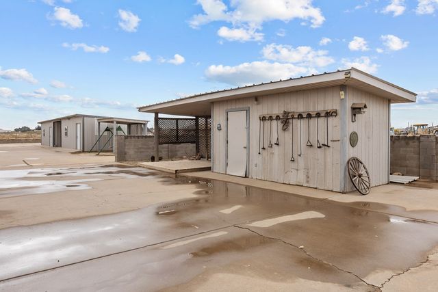 1408 E County Rd 120, Midland, TX 79706