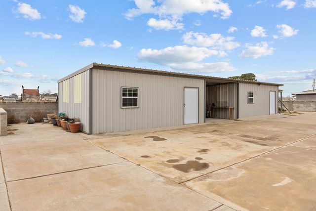 1408 E County Rd 120, Midland, TX 79706